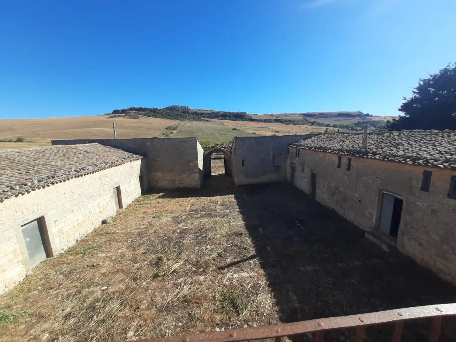 CORTILE INTERNO