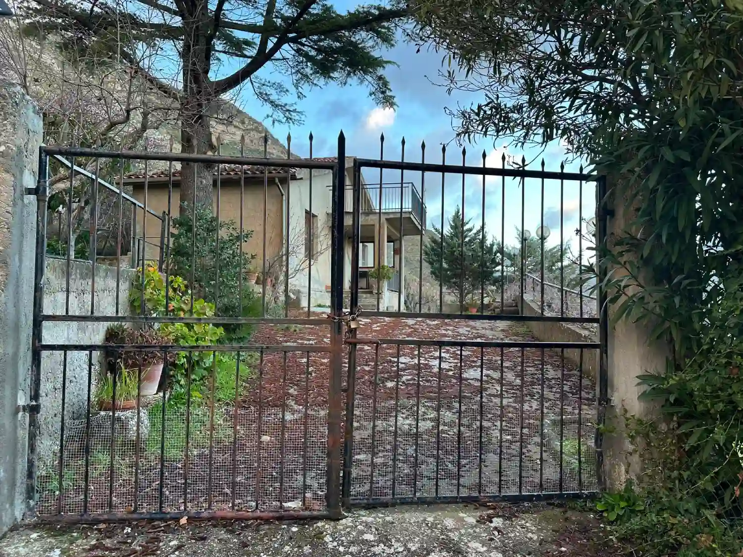 CANCELLO DI ACCESSO